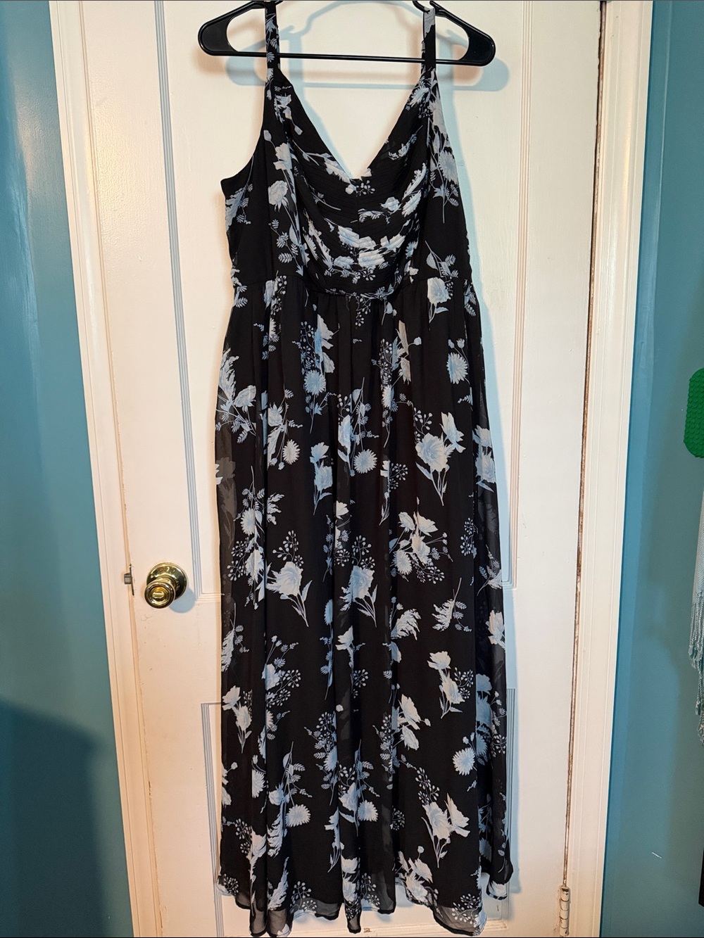 Torrid Black Floral Maxi Dress with White Print size 2
